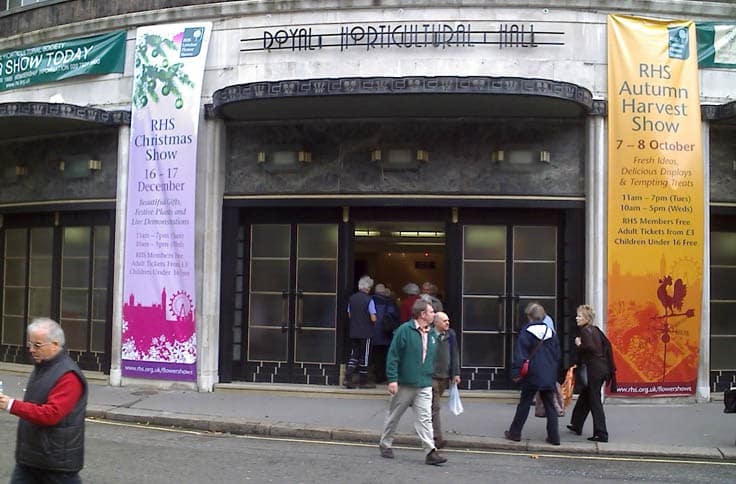 banner_printing_london_hanging-2 (1)