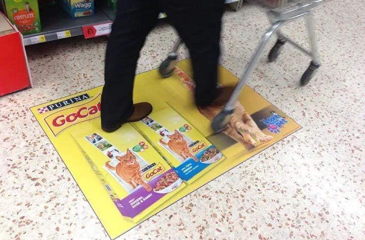 printed_floor_graphics_retail_2